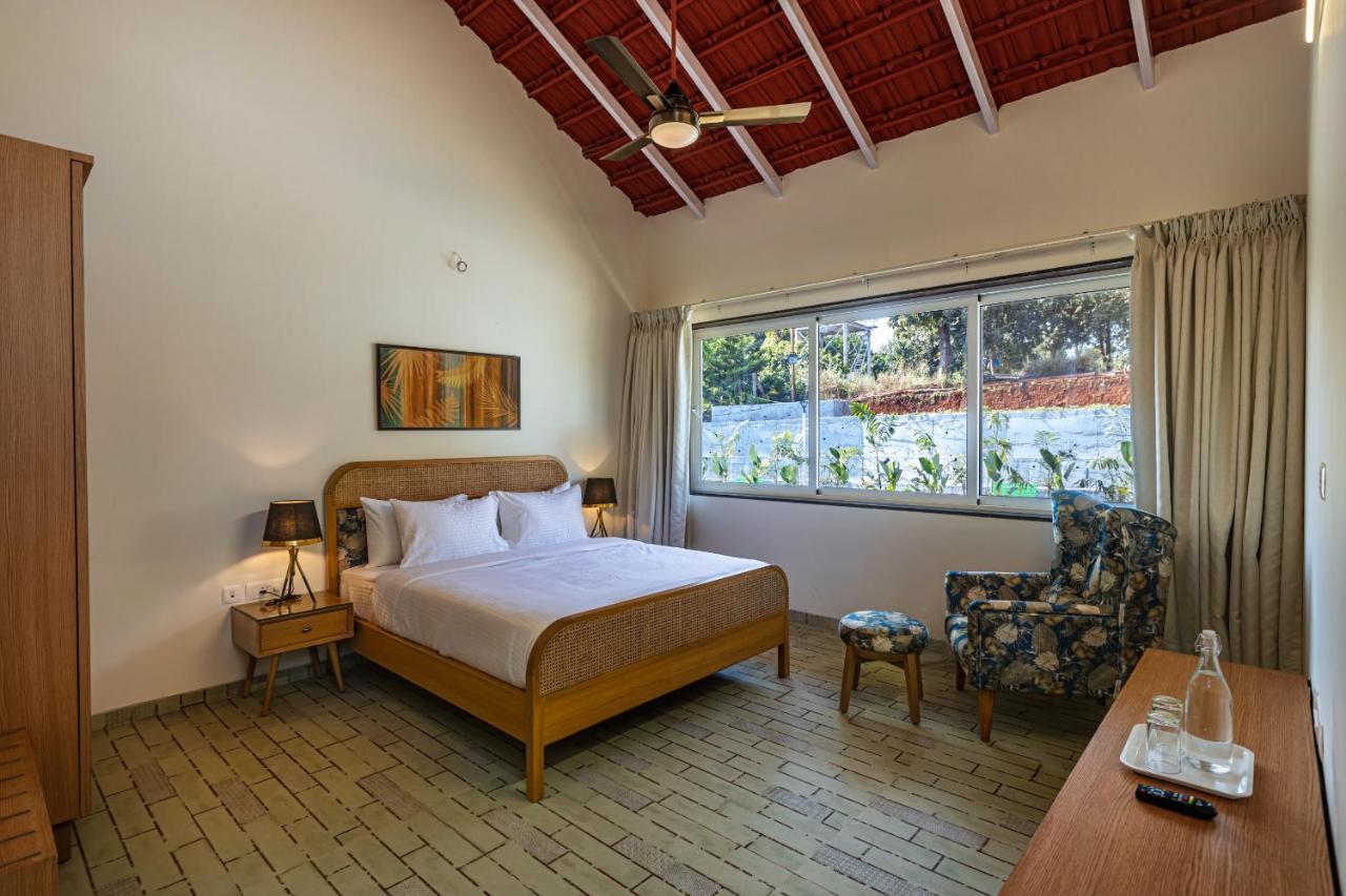 Saffronstays Mariposa By The River Montana, Karjat Exteriör bild