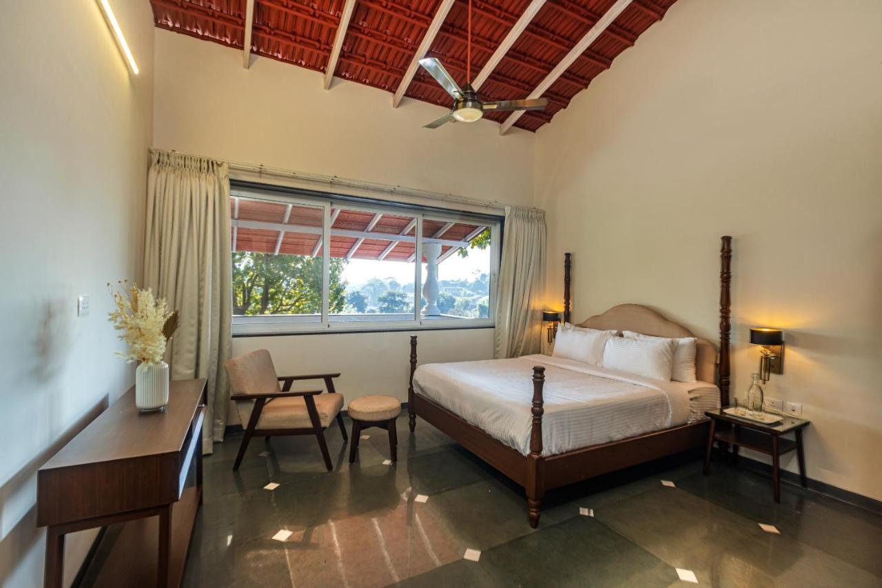 Saffronstays Mariposa By The River Montana, Karjat Exteriör bild