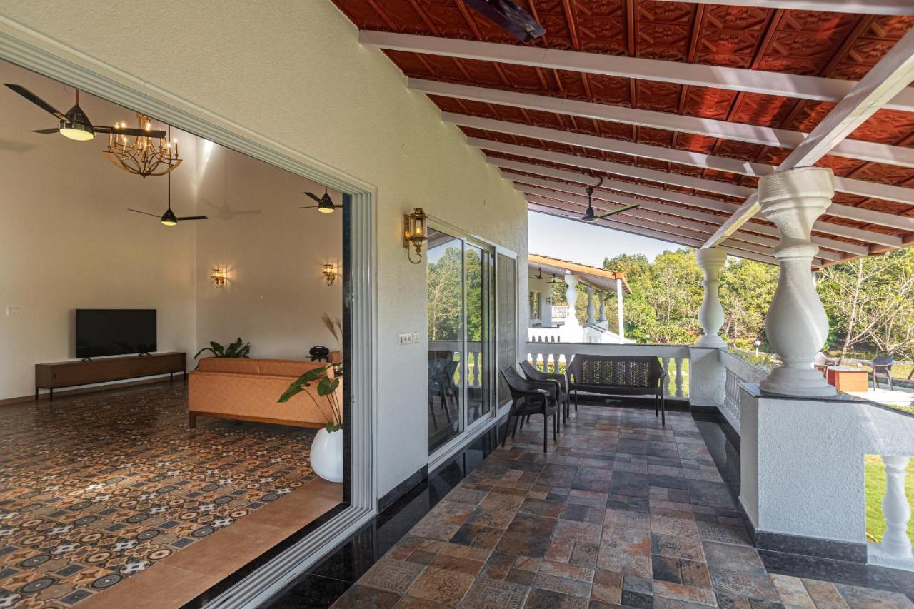 Saffronstays Mariposa By The River Montana, Karjat Exteriör bild
