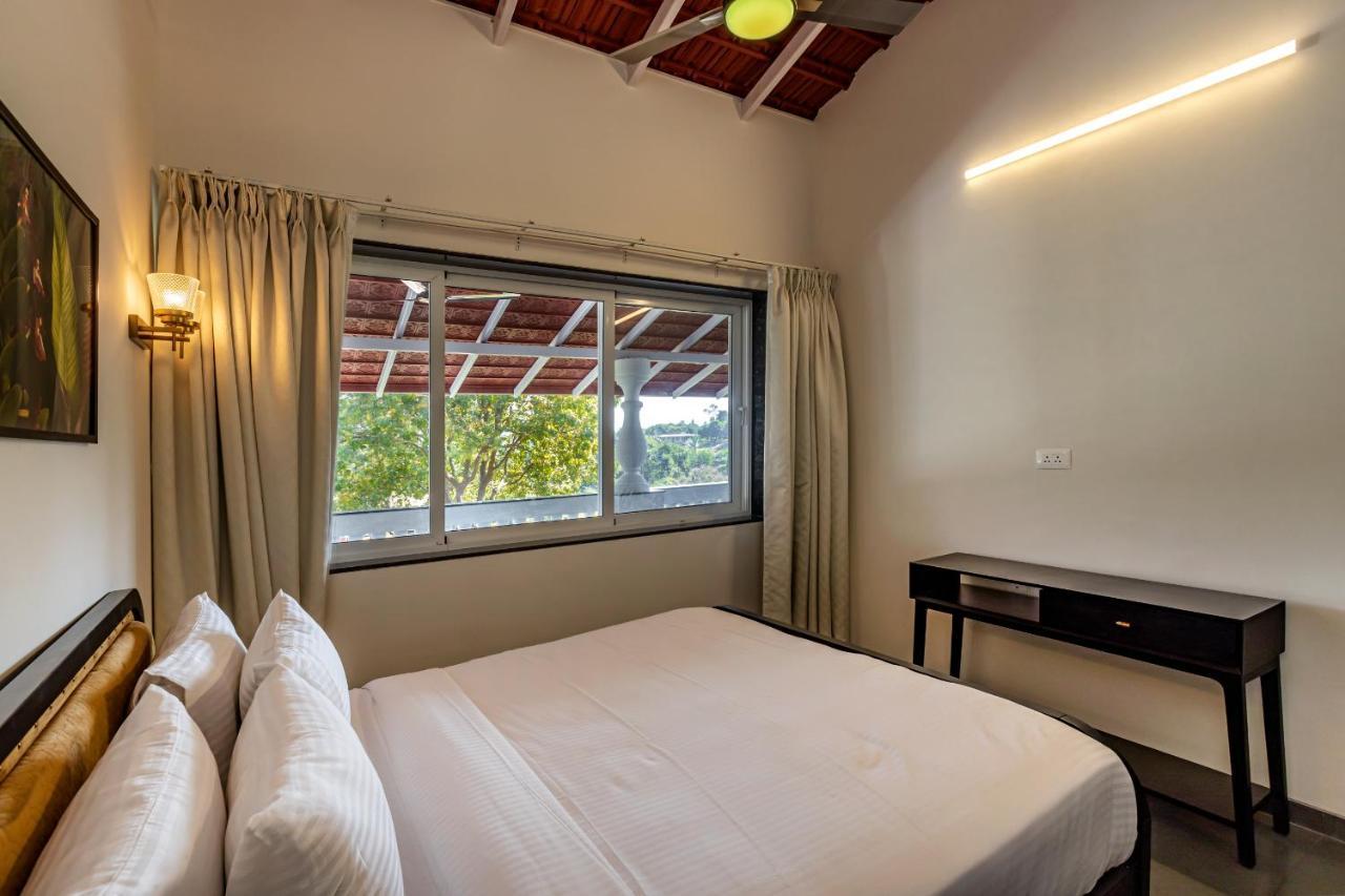 Saffronstays Mariposa By The River Montana, Karjat Exteriör bild